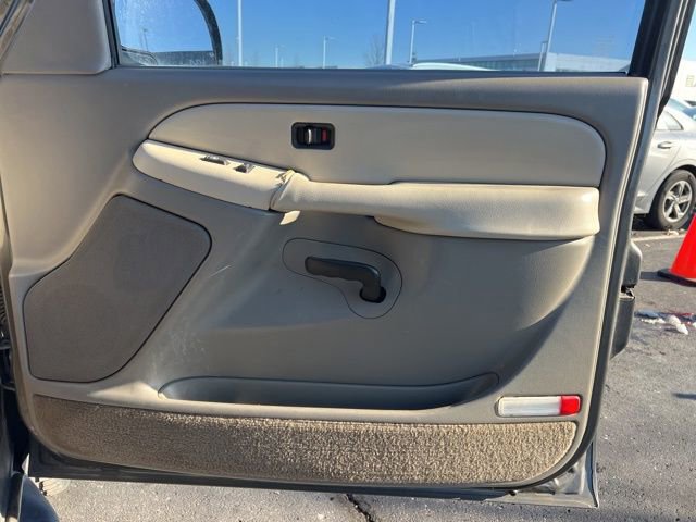 Used 2002 Chevrolet Tahoe LS w/ Traction Pkg image 26