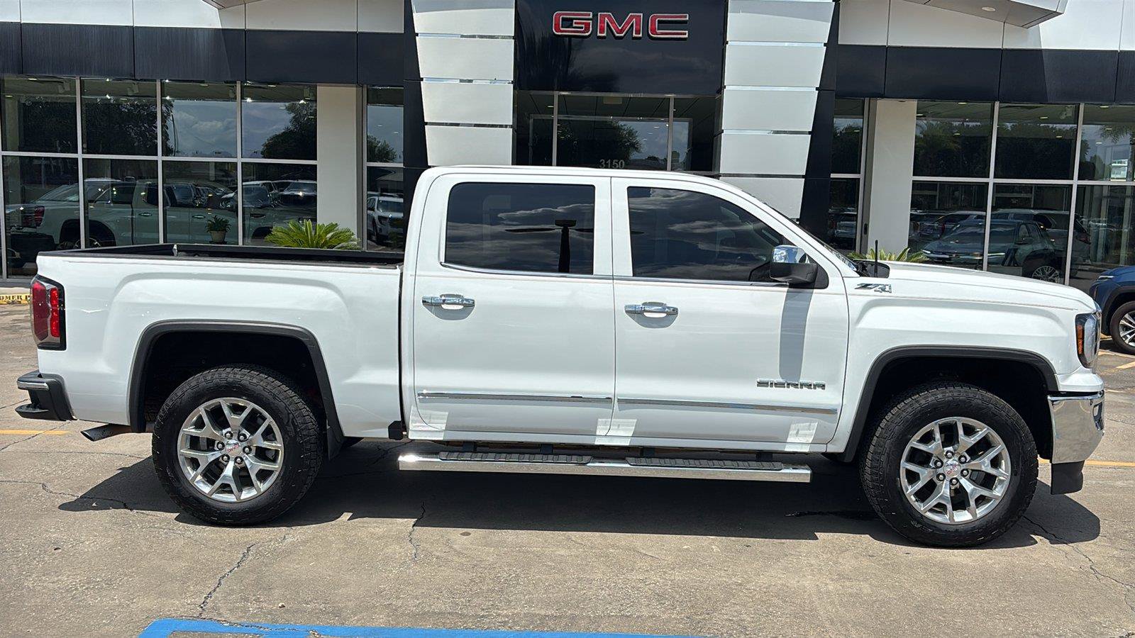 Certified 2018 GMC Sierra 1500 SLT AWD/4WD image 9