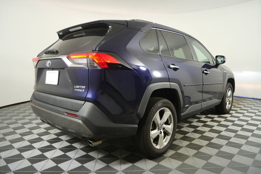 Used 2021 Toyota RAV4 Limited image 3