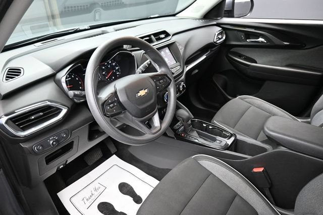 Used 2022 Chevrolet TrailBlazer LT FWD image 19