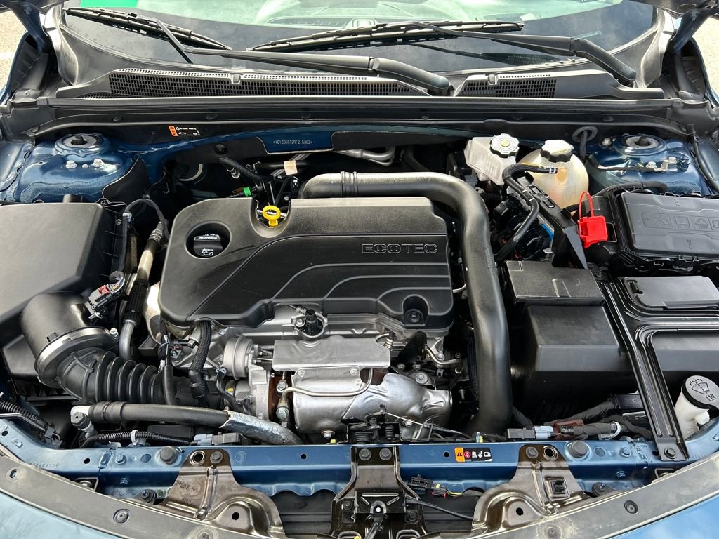 Used 2024 Chevrolet Malibu LT image 29
