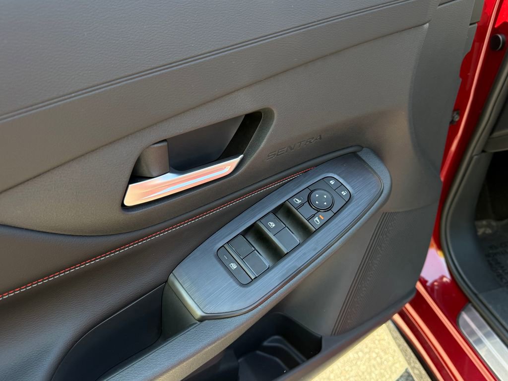 New 2026 Nissan Sentra SR w/ Floor Mat Package FWD image 16
