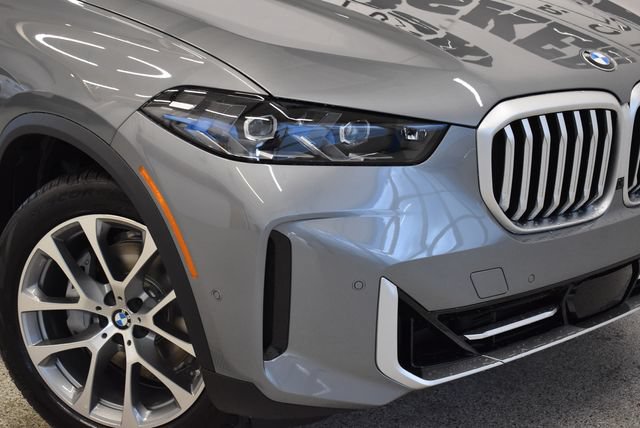 New 2026 BMW X5 xDrive40i w/ Premium Package AWD/4WD image 24
