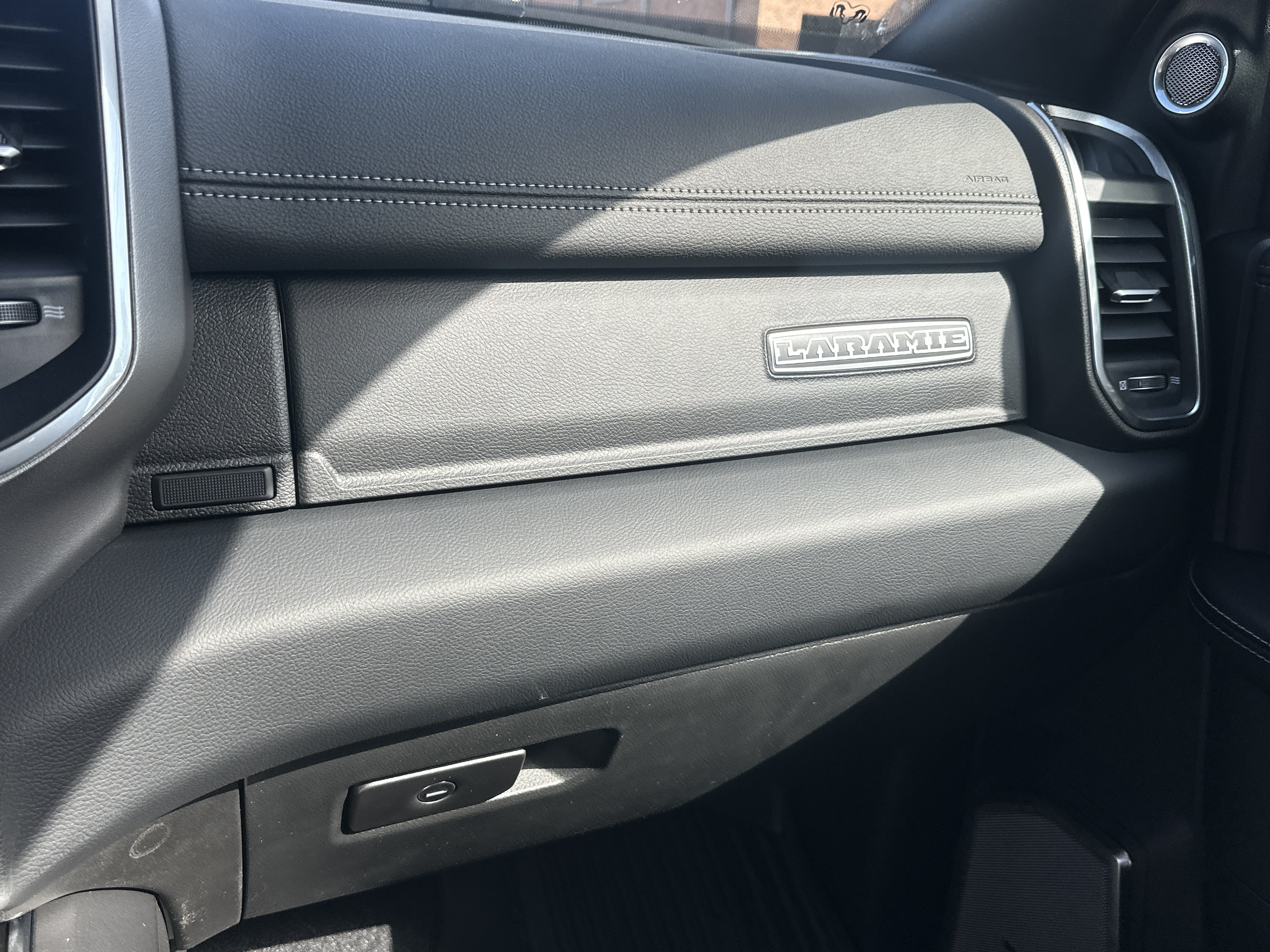 New 2027 RAM 3500 Laramie AWD/4WD image 5