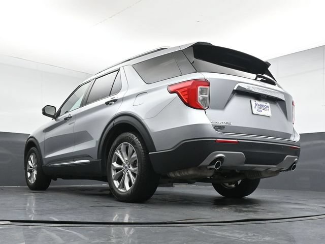Certified 2023 Ford Explorer Limited w/ Equipment Group 301A RWD image 32