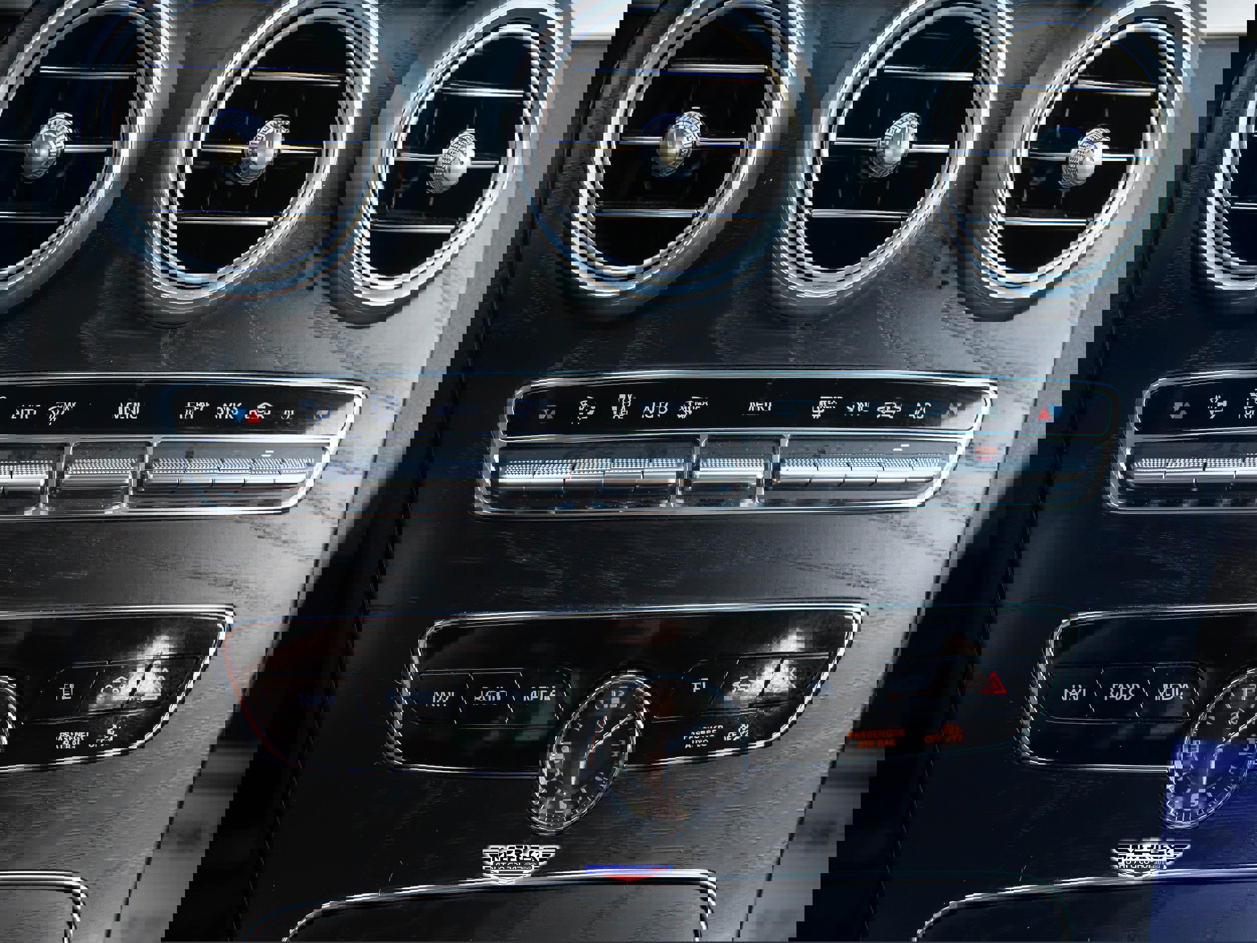 Used 2020 Mercedes-Benz C 300 Sedan image 34