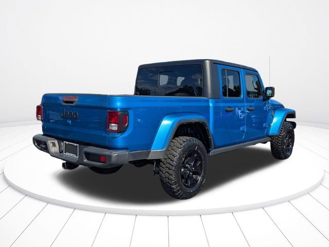 Used 2022 Jeep Gladiator Willys AWD/4WD image 3