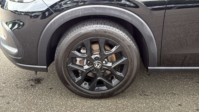 Used 2025 Honda HR-V Sport image 8