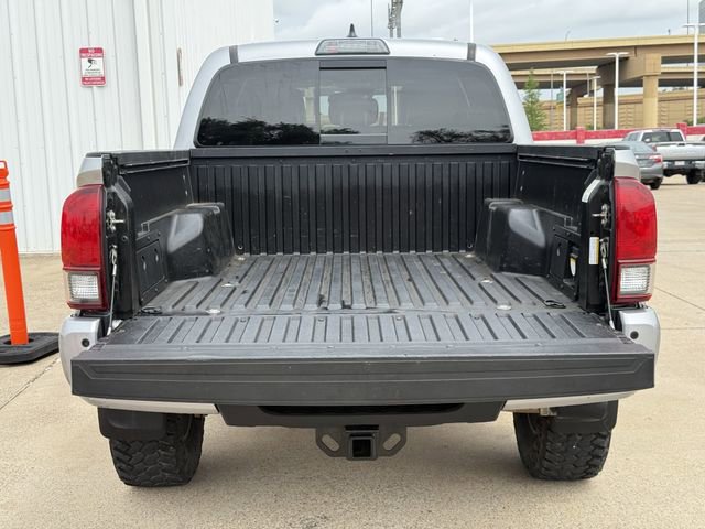 Used 2018 Toyota Tacoma TRD Off-Road AWD/4WD image 34