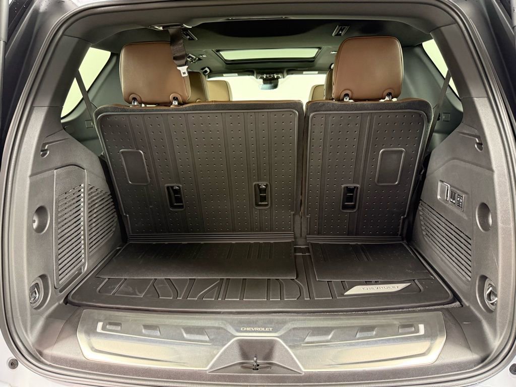 New 2026 Chevrolet Tahoe High Country w/ LPO, Illumination Package image 10