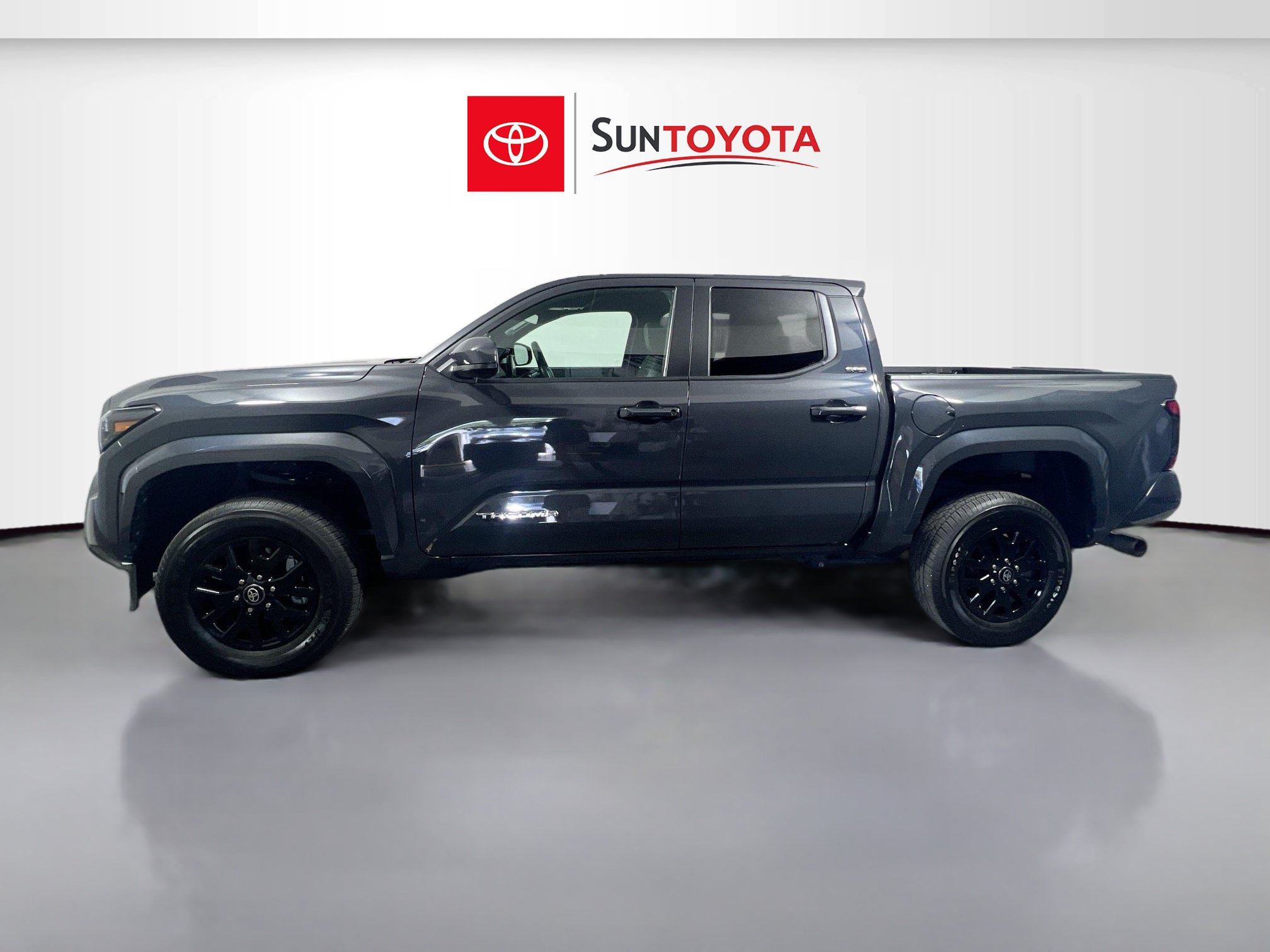 Used 2024 Toyota Tacoma SR5 RWD image 7