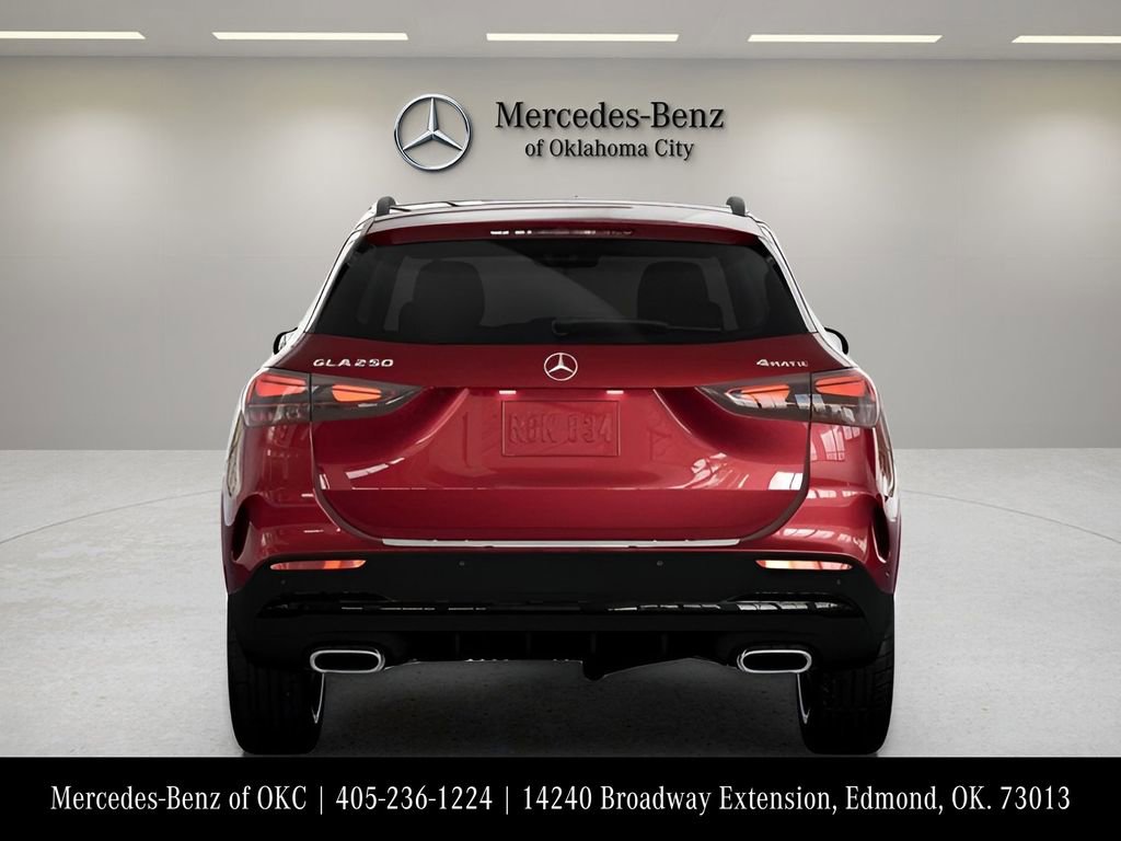 Used 2025 Mercedes-Benz GLA 250 4MATIC image 23