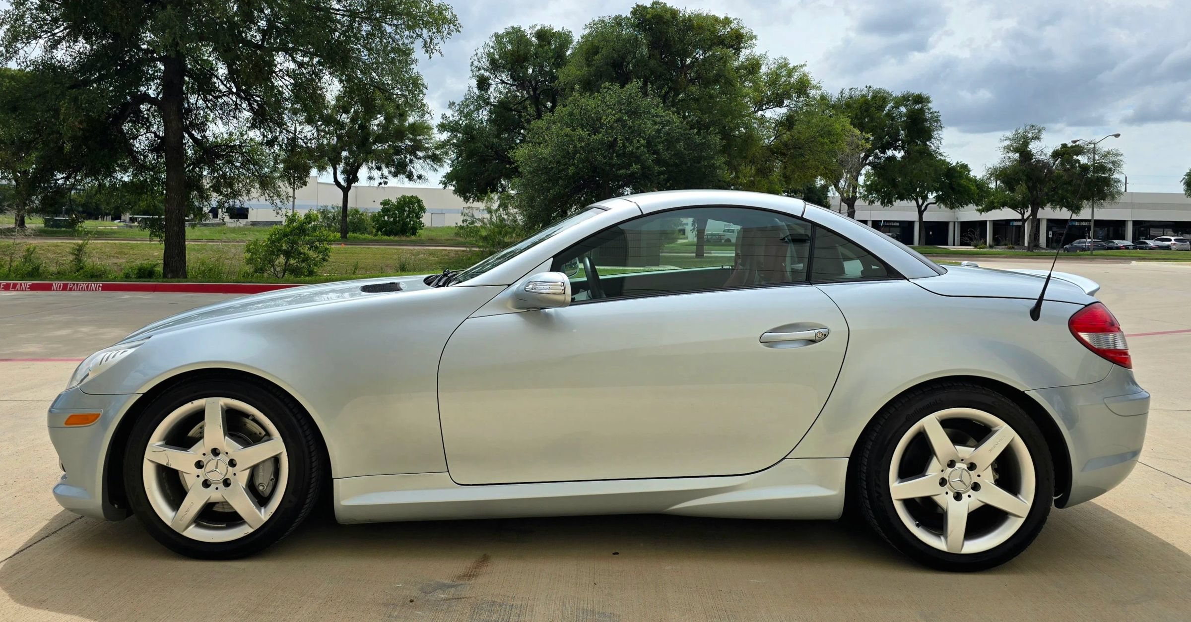 Used 2008 Mercedes-Benz SLK 350 image 12