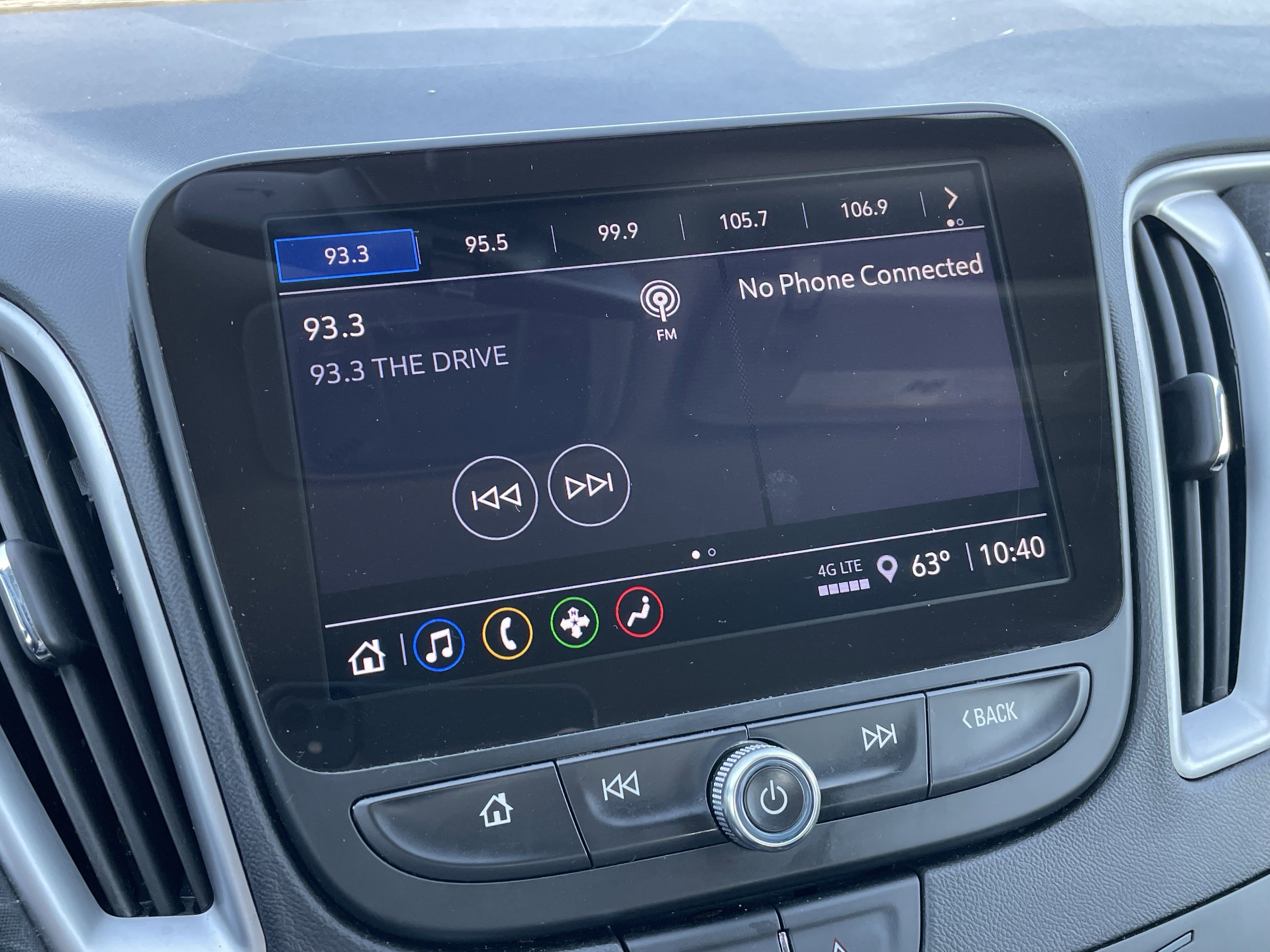 Used 2024 Chevrolet Malibu LT image 28