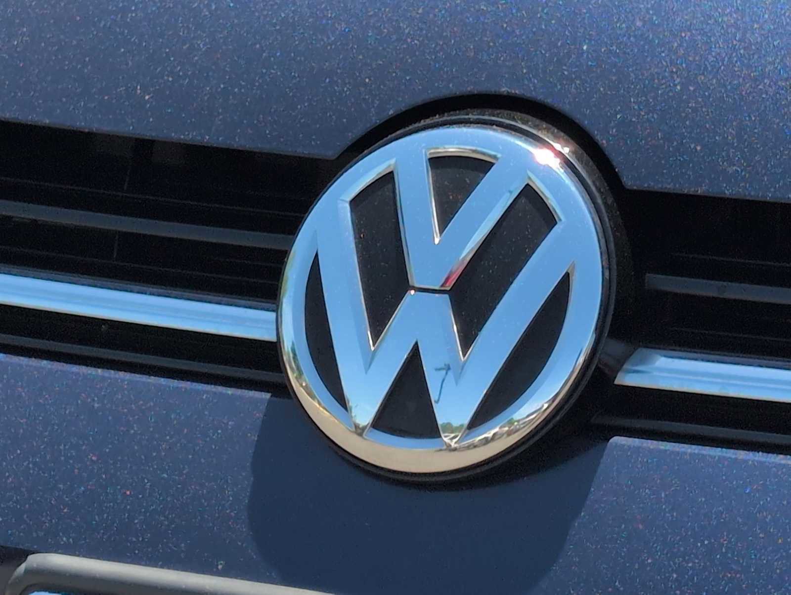 Used 2018 Volkswagen Golf S FWD image 12