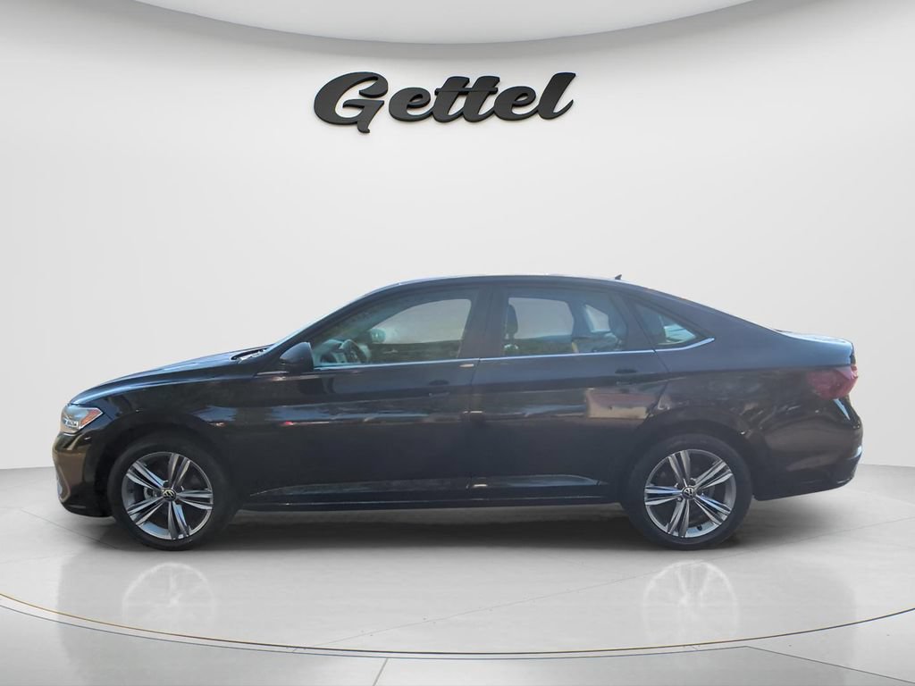 Used 2024 Volkswagen Jetta SE FWD image 8