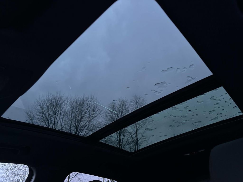 New 2025 Audi Q3 2.0T Premium Plus image 28