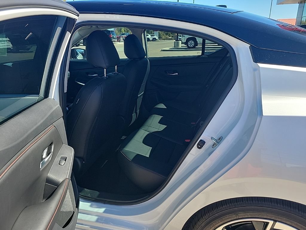 New 2025 Nissan Sentra SR w/ SR Premium Package FWD image 12
