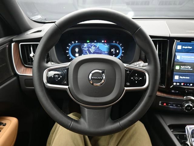 Used 2023 Volvo XC60 B6 Ultimate w/ Climate Package image 24