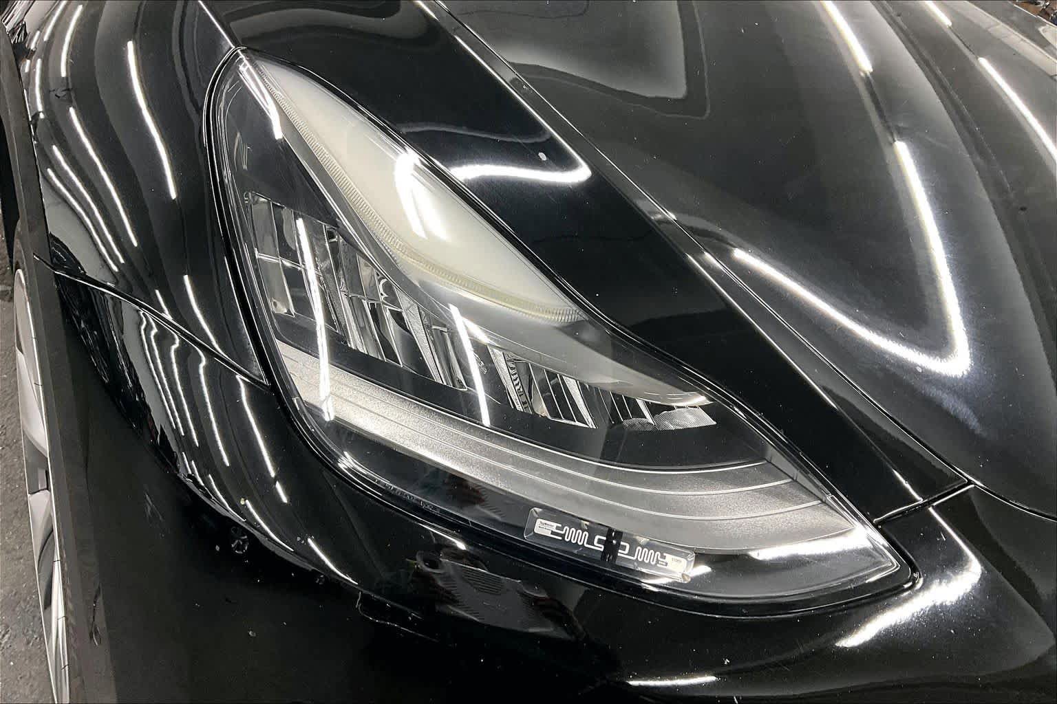 Used 2022 Tesla Model Y Long Range AWD/4WD image 26