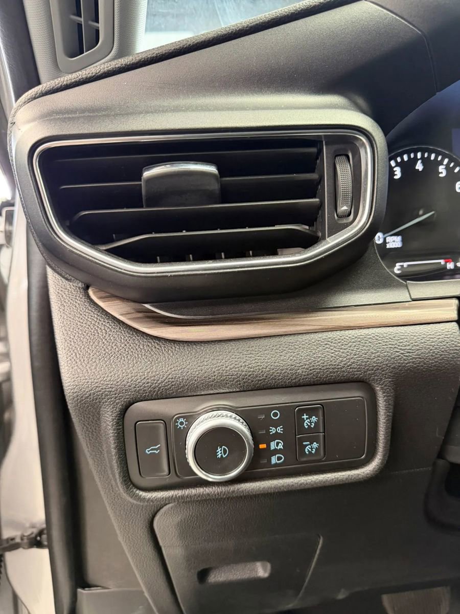 Used 2021 Ford Explorer Limited AWD/4WD image 25