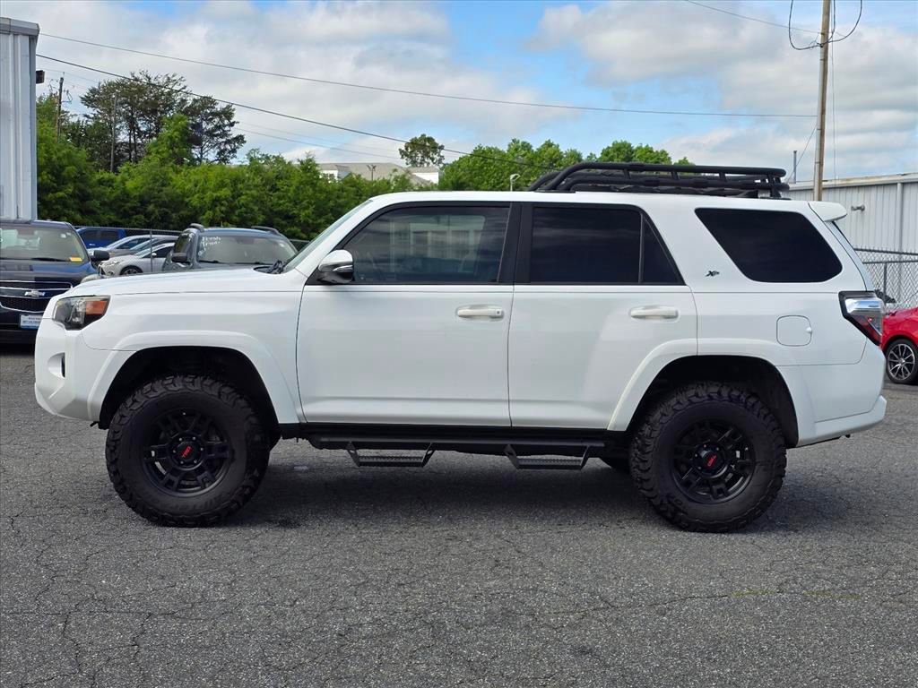 Used 2016 Toyota 4Runner SR5 AWD/4WD image 23
