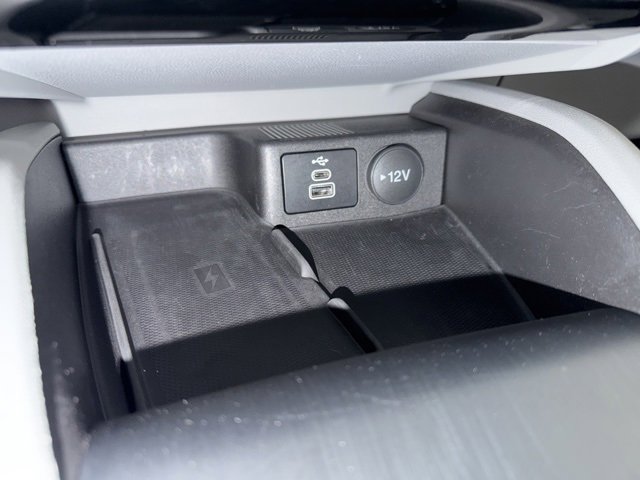 Used 2024 Ford Escape Platinum w/ Premium Technology Package image 24