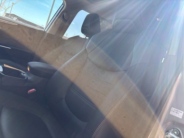 Used 2025 Toyota RAV4 XLE Premium w/ Weather Package FWD image 8