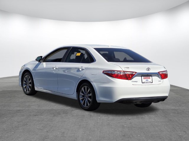 Used 2016 Toyota Camry XLE FWD image 5