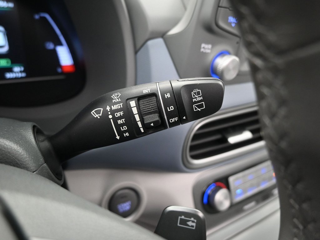 Used 2020 Hyundai Kona Limited image 20