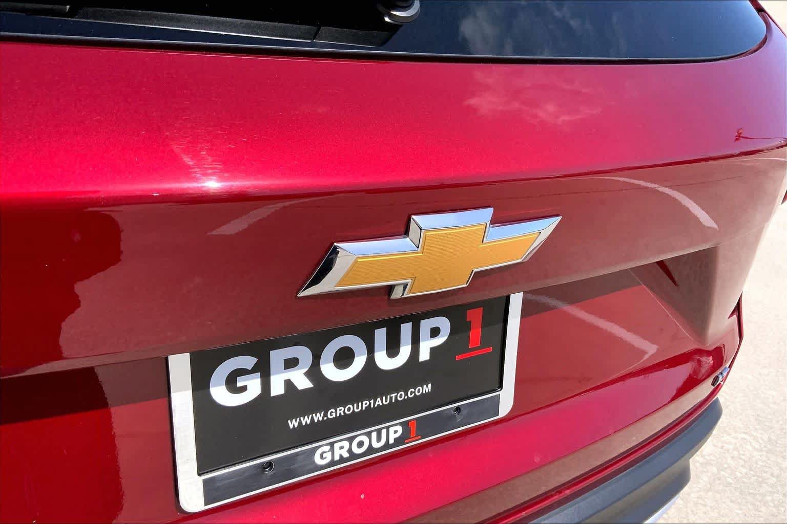 Used 2025 Chevrolet Trax LT FWD image 30