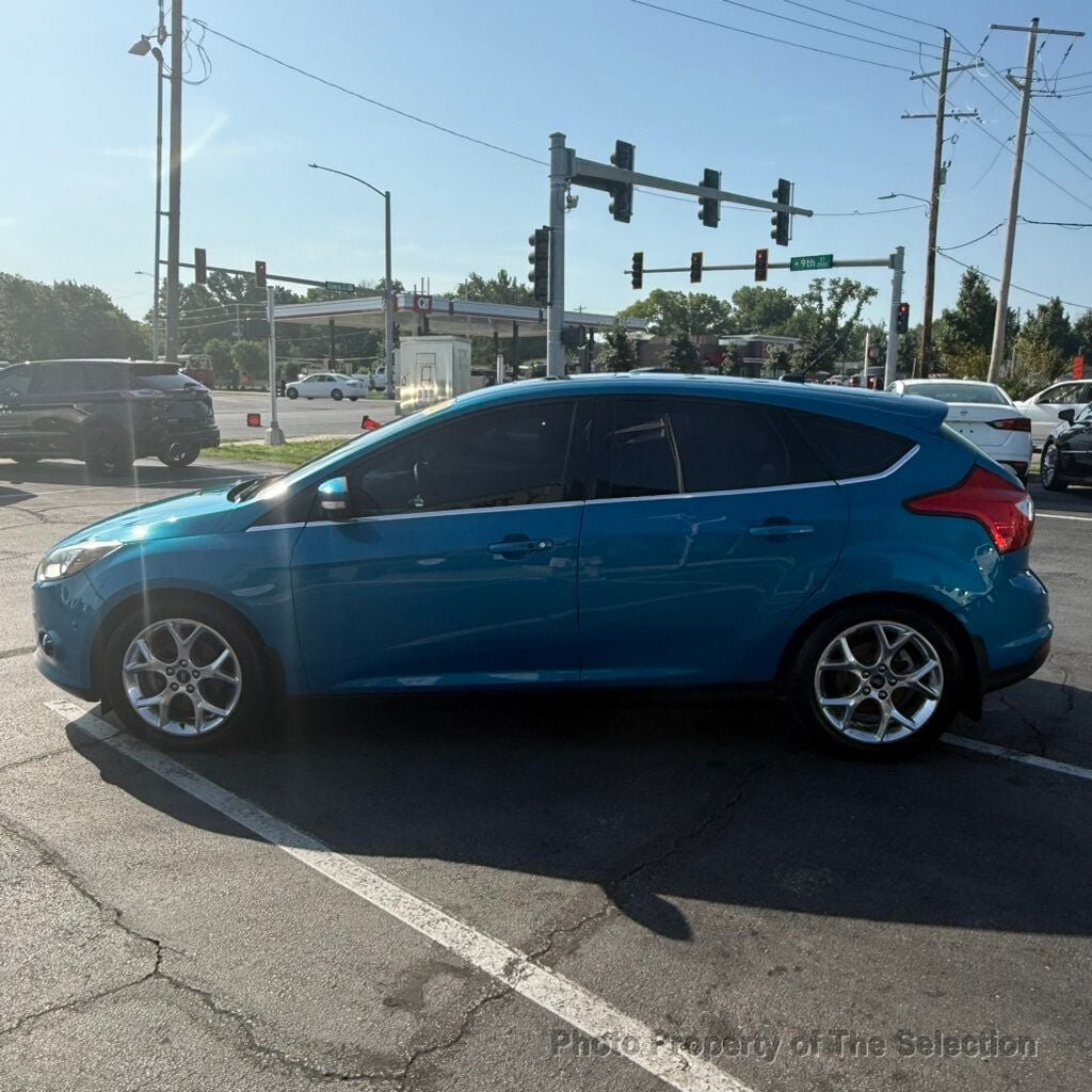 Used 2012 Ford Focus Titanium FWD image 9