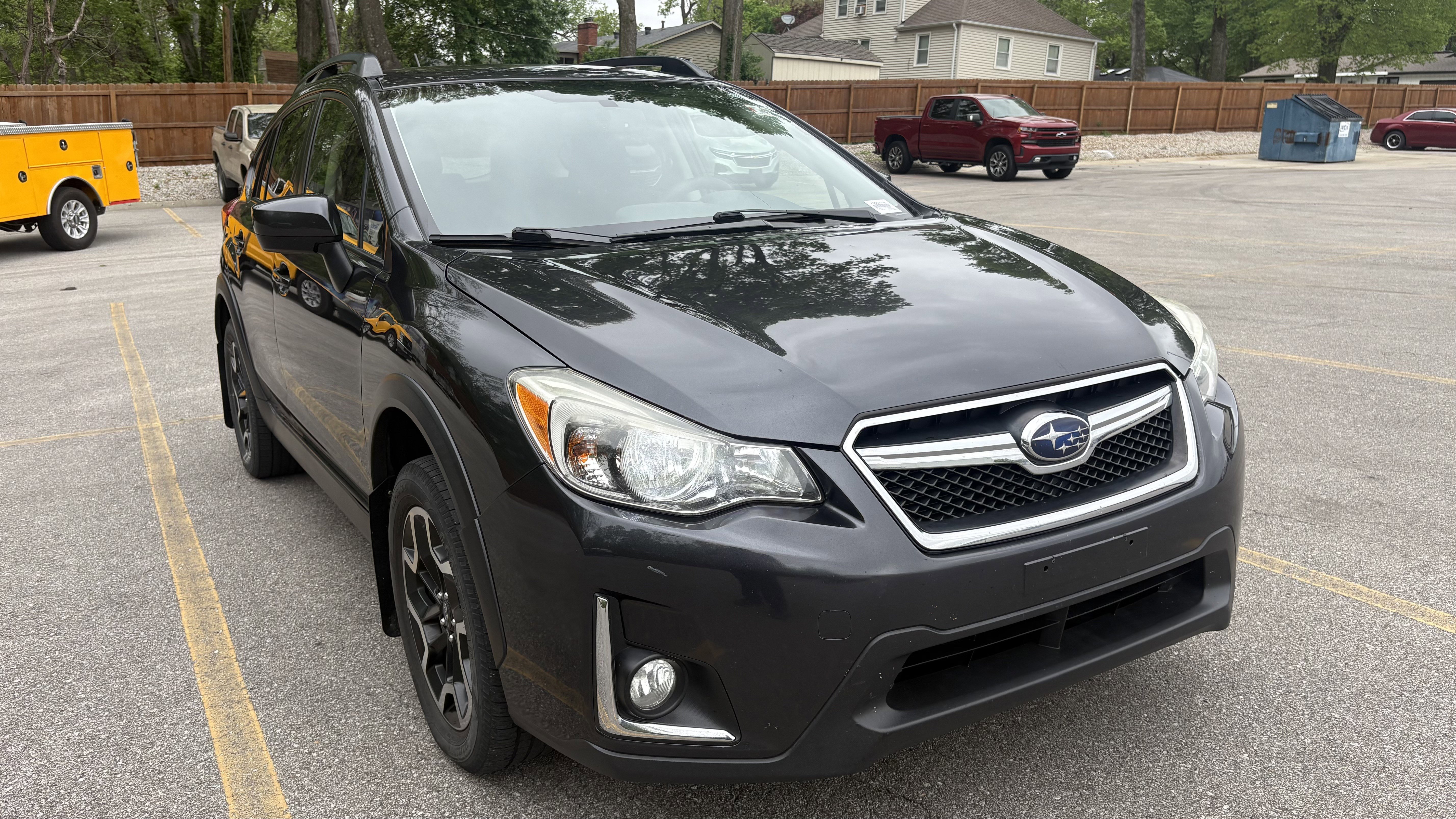 Used 2016 Subaru Crosstrek 2.0i Premium AWD/4WD image 2