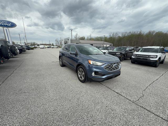 Used 2019 Ford Edge SEL w/ Equipment Group 201A AWD/4WD image 9