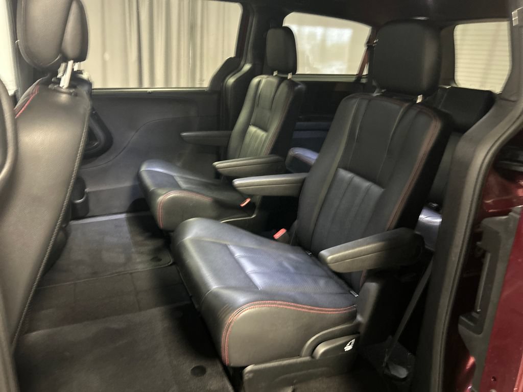 Used 2018 Dodge Grand Caravan GT FWD image 22