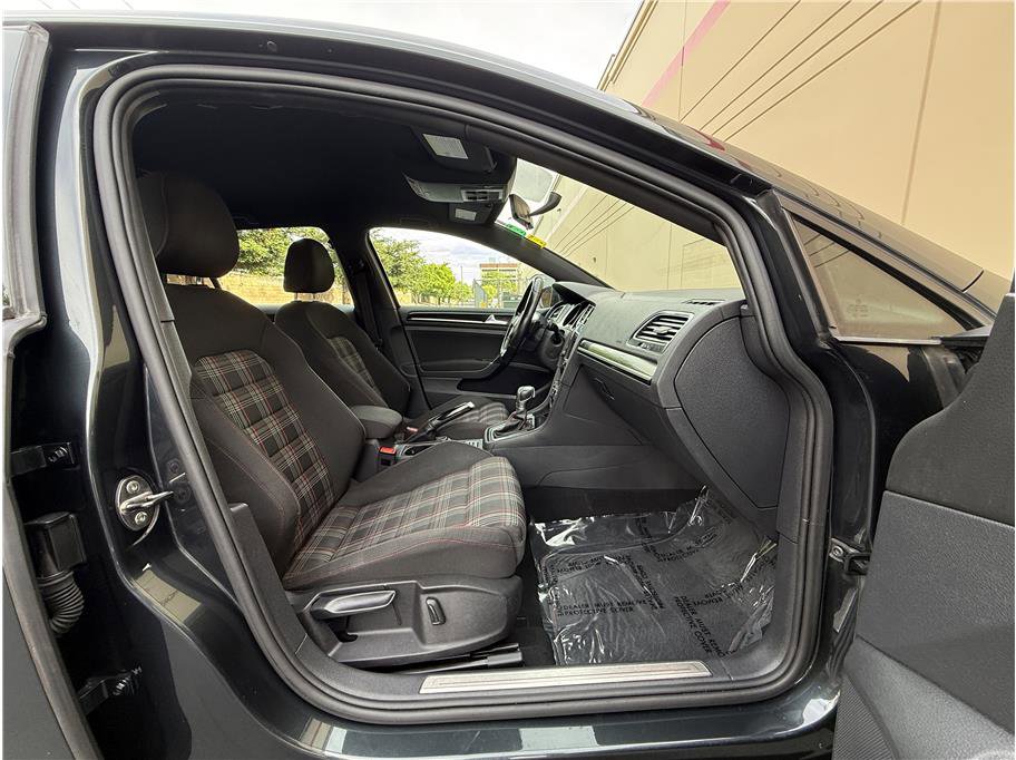 Used 2017 Volkswagen GTI S FWD image 14