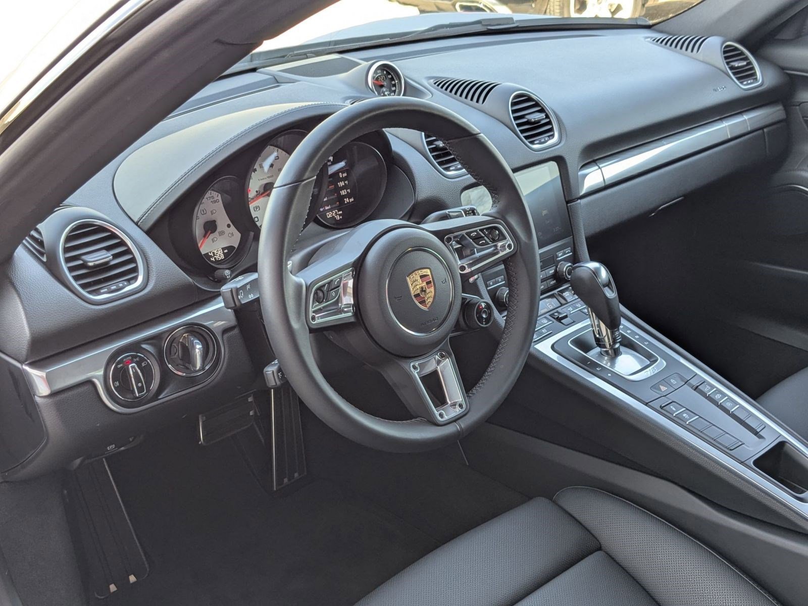 Certified 2025 Porsche 718 Cayman S image 4