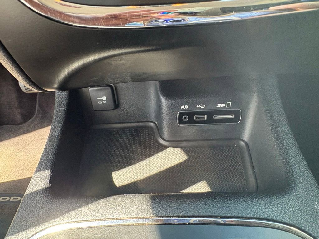 Used 2017 Dodge Durango SXT w/ Quick Order Package 23B AWD/4WD image 24