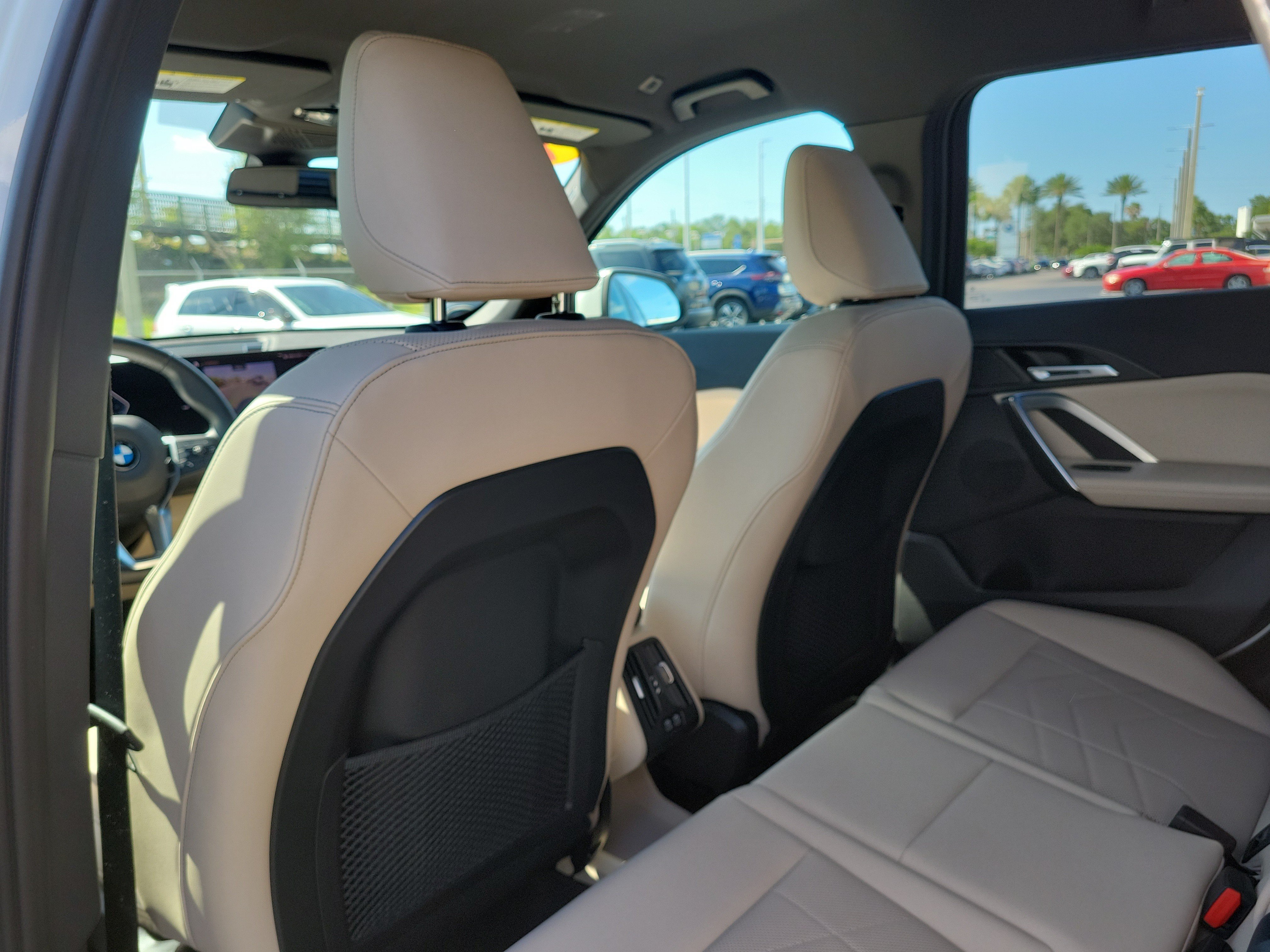 Used 2023 BMW X1 xDrive28i AWD/4WD image 12