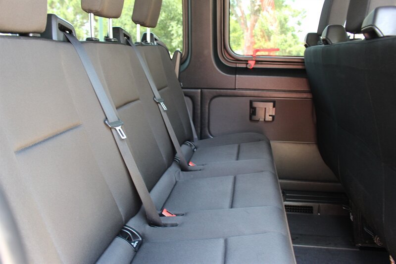Used 2024 Mercedes-Benz Sprinter 2500 image 17