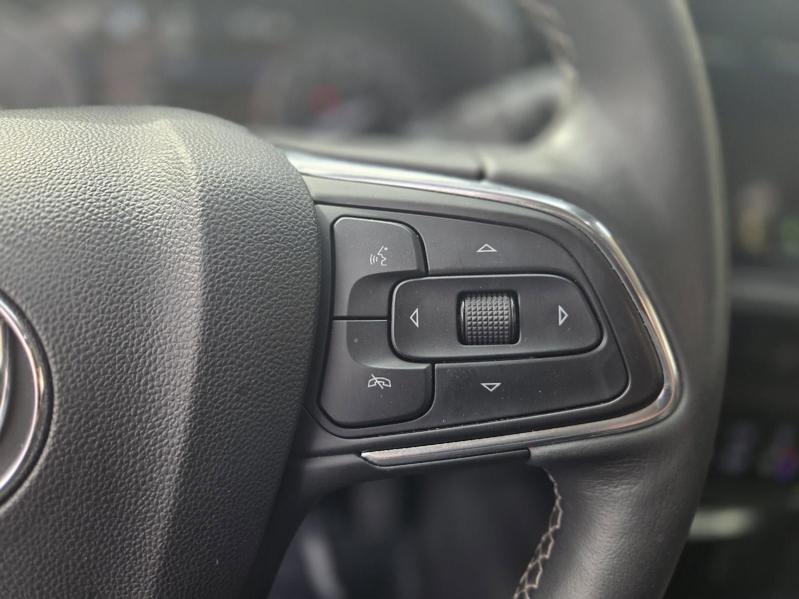 Certified 2023 Buick Envision Avenir image 43