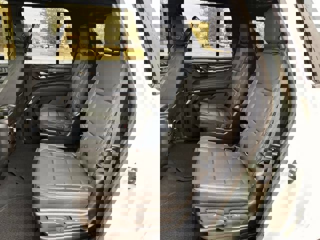 Used 2021 GMC Yukon Denali w/ Denali Premium Package image 29