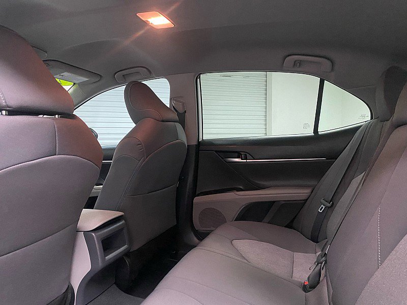 Used 2023 Toyota Camry LE image 10