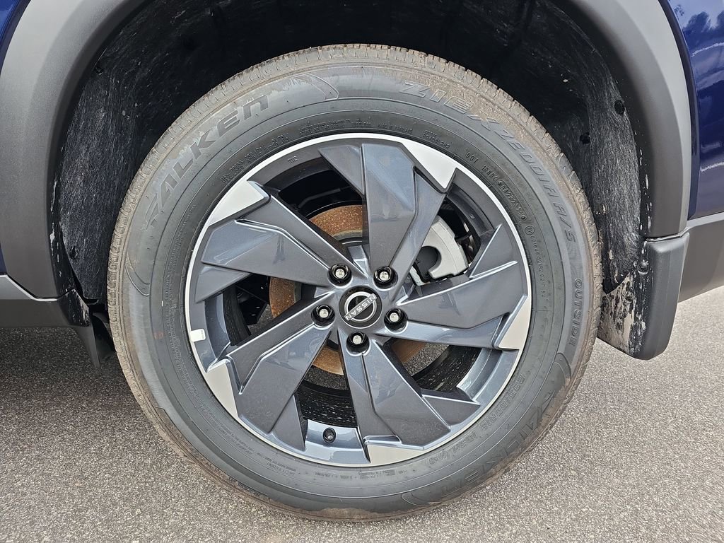 New 2026 Nissan Rogue SV image 35