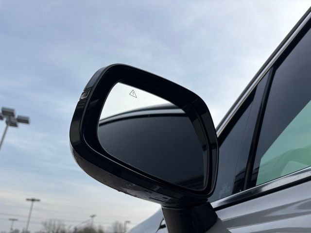 Used 2025 Kia Sorento S w/ Panoramic Sunroof Package image 14