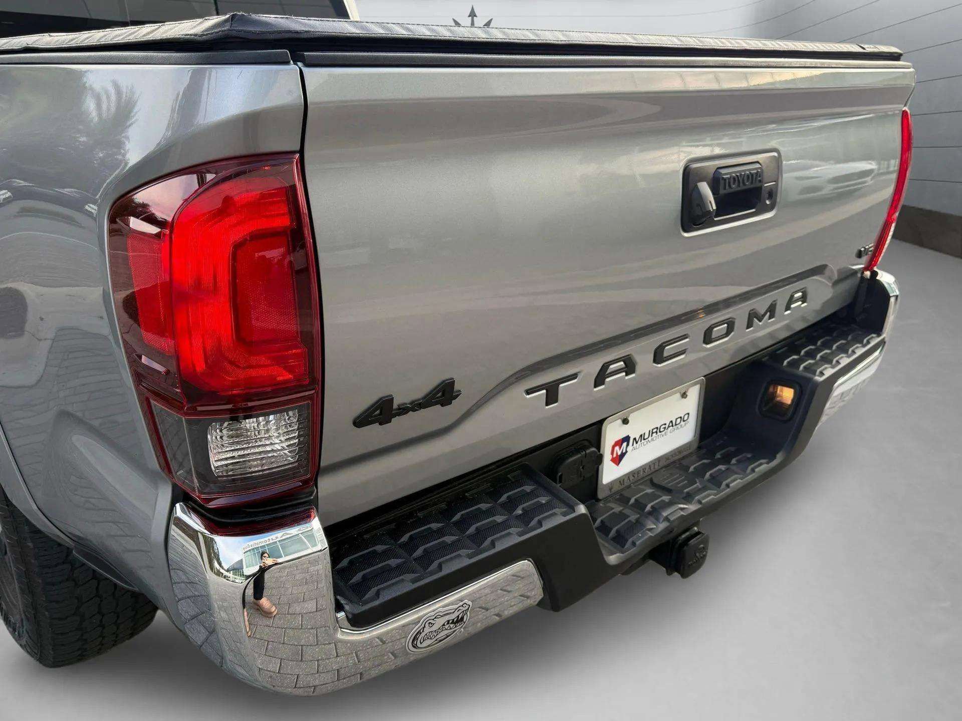 Used 2020 Toyota Tacoma SR5 image 14