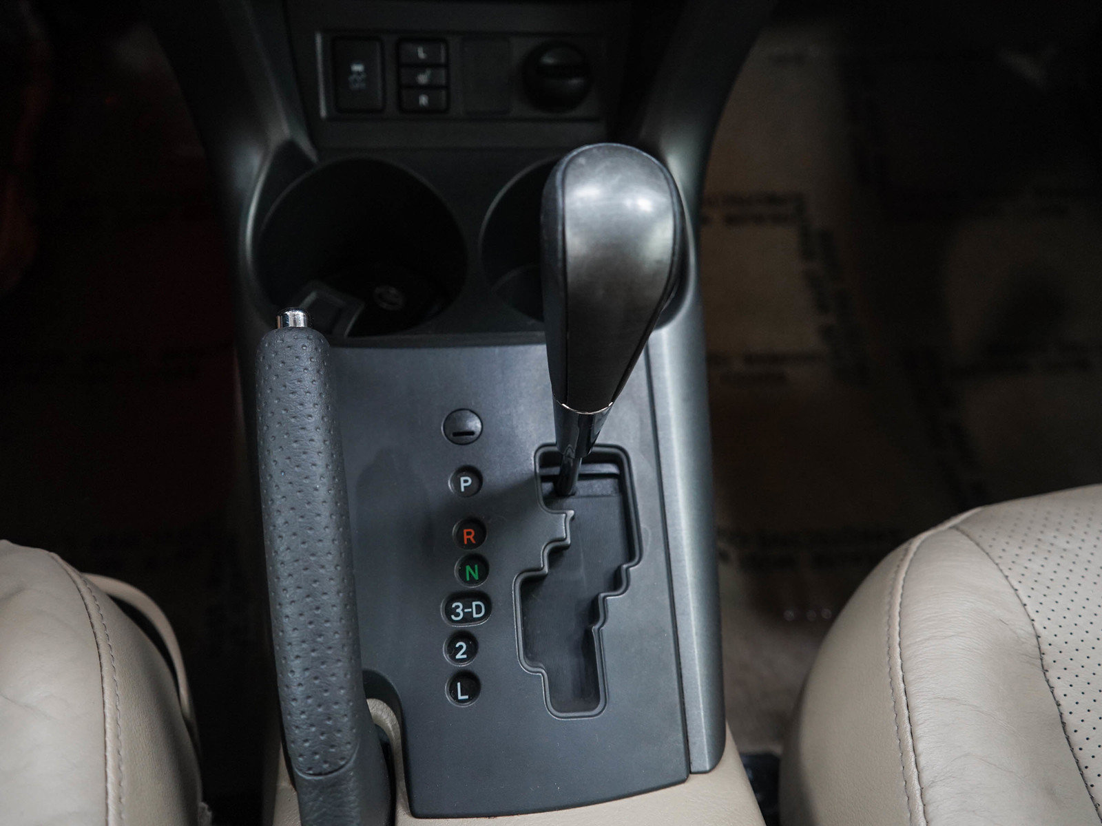 Used 2011 Toyota RAV4 Limited w/ Limited Extra Value Pkg AWD/4WD image 22