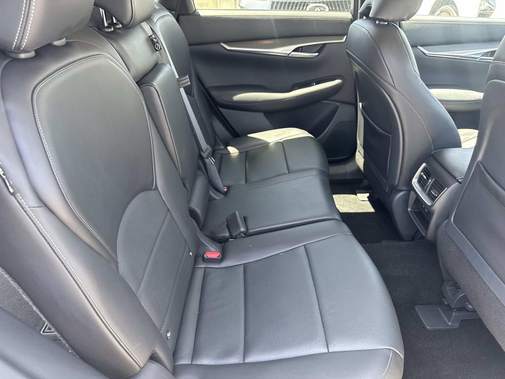 Certified 2025 INFINITI QX50 Luxe AWD/4WD image 26
