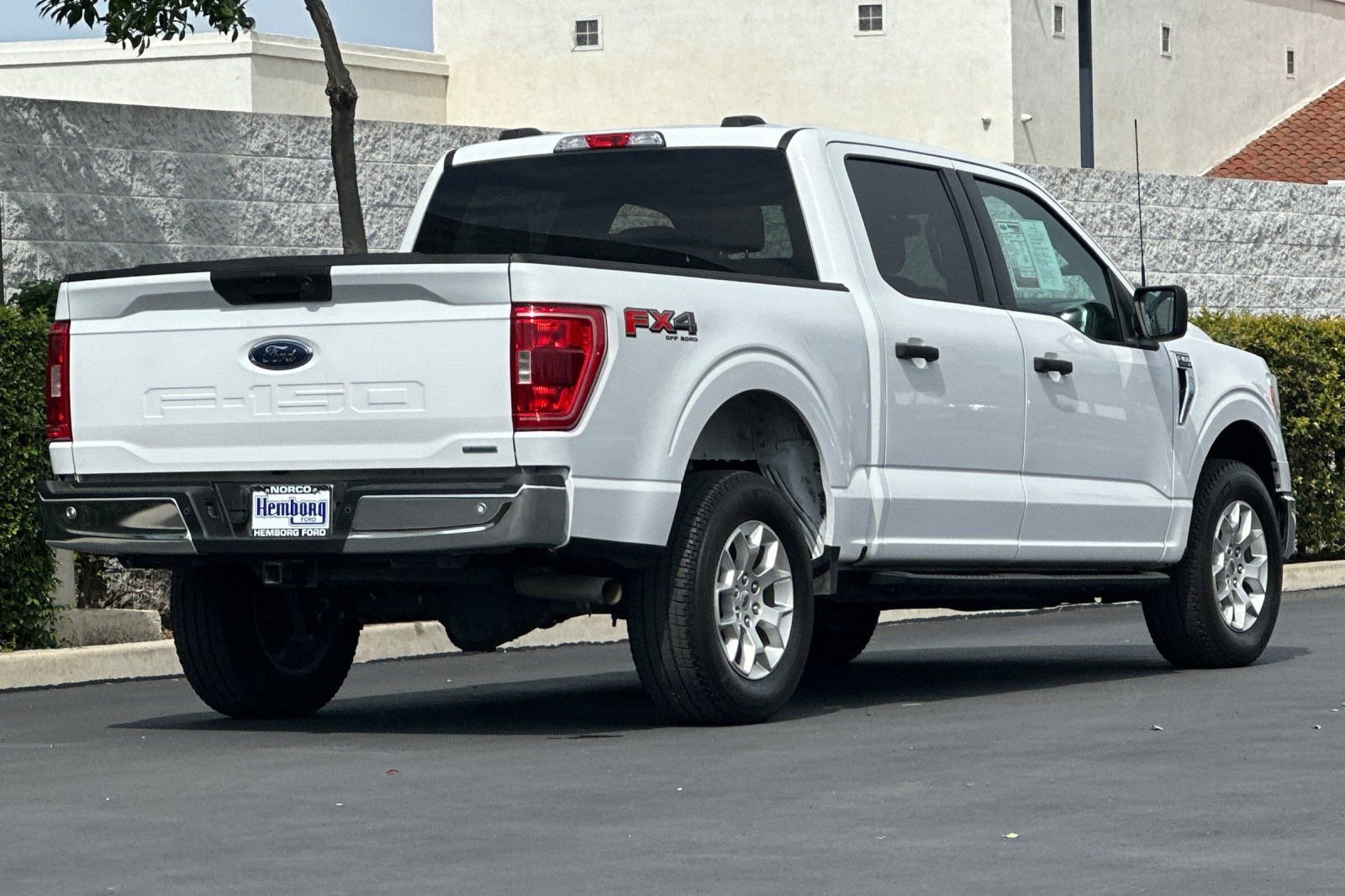 Used 2022 Ford F150 XLT w/ Equipment Group 301A Mid image 4