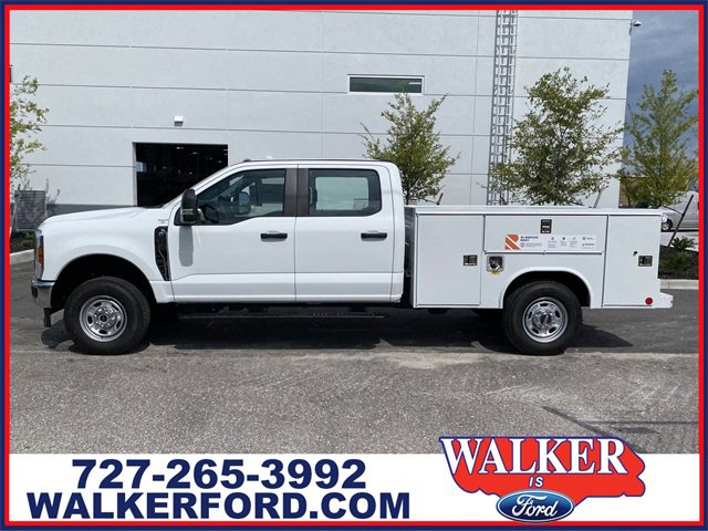 New 2025 Ford F250 XL w/ XL Chrome Package